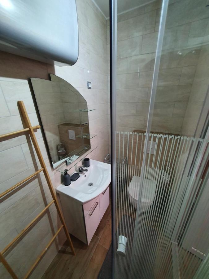 Zita - Heart Of Rovinj, Apartment For 2, Free Parking, 2Min Center, 5Min Beach Walk Exteriör bild