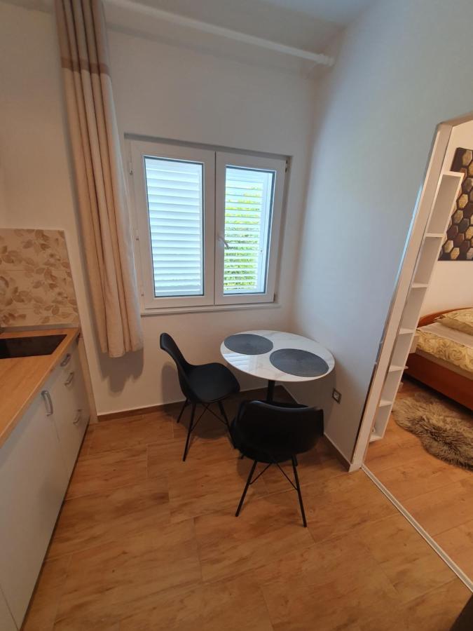 Zita - Heart Of Rovinj, Apartment For 2, Free Parking, 2Min Center, 5Min Beach Walk Exteriör bild